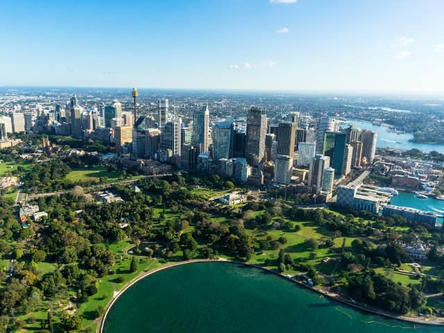 Vista aérea Sydney e Royal Botanic Gardens, Austrália